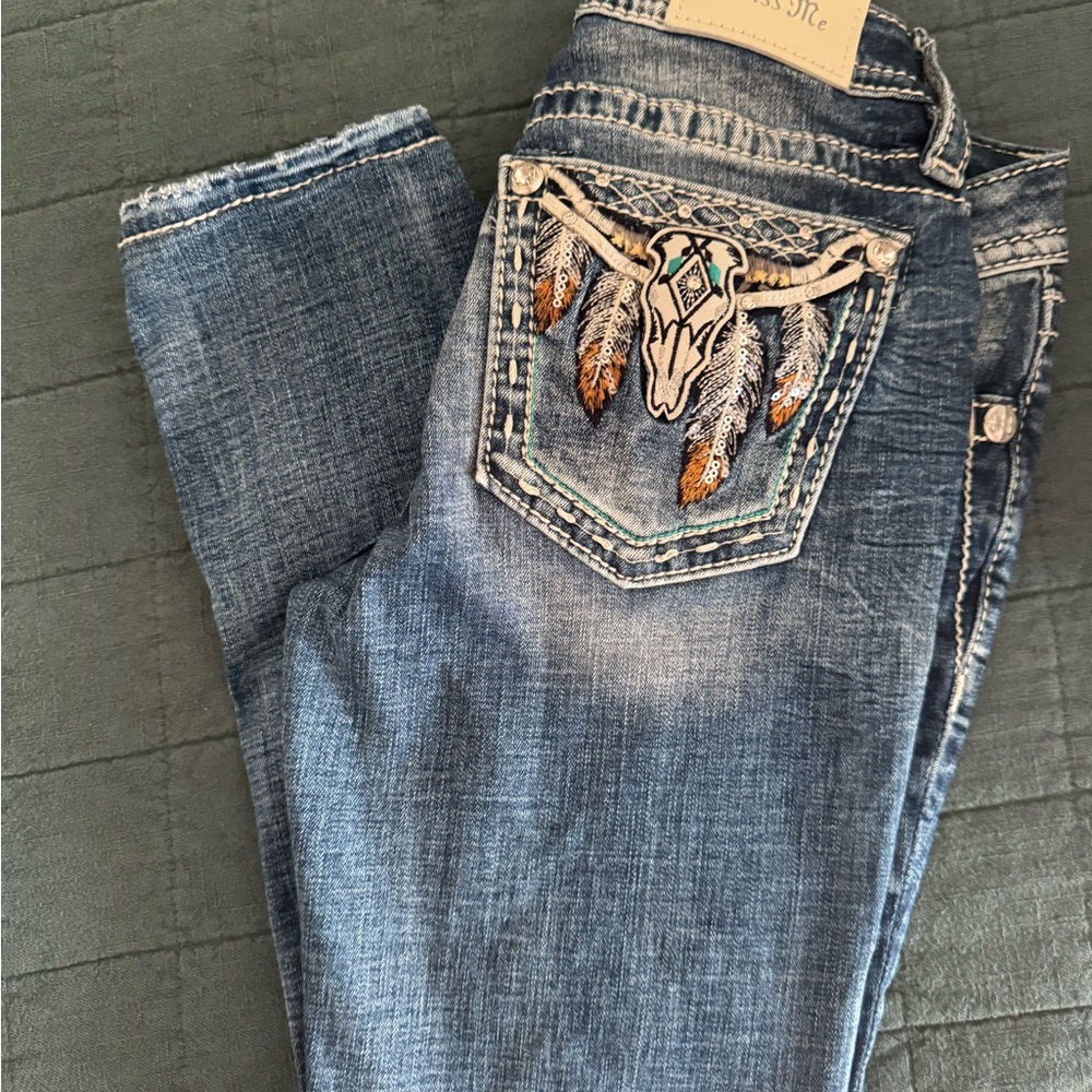 Miss Me Ankle Cropped Jeans